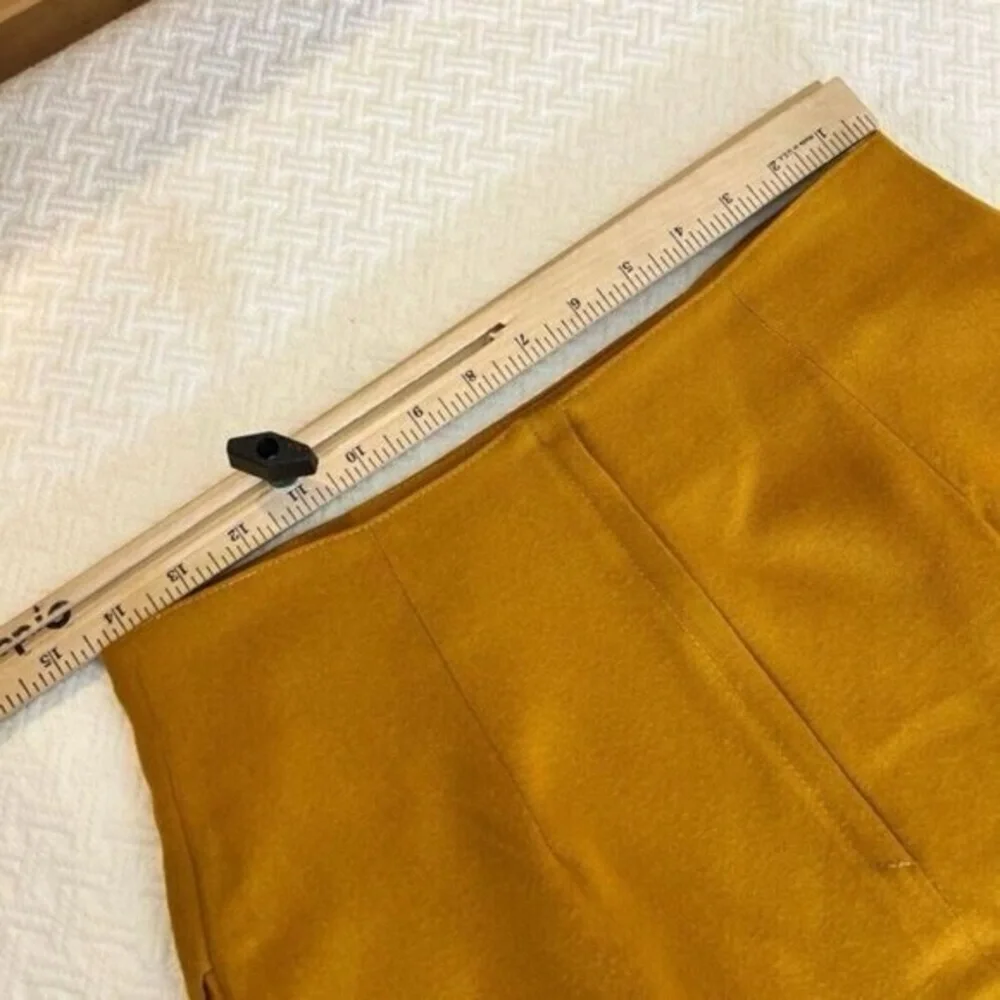 Vintage Denise Petites Womens 10 100% Pure Wool Pleated Slit Skirt Yellow - Picture 10 of 10